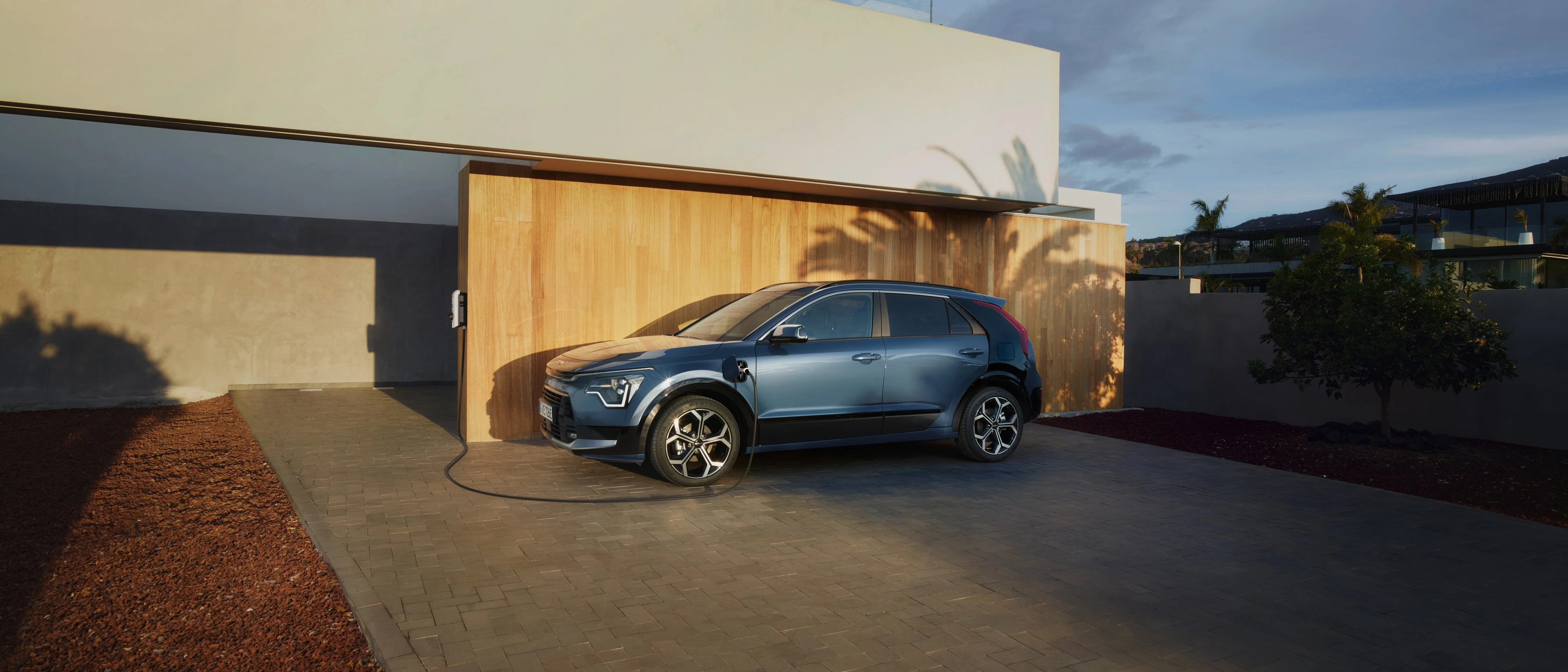 Kia Niro Hybrid Core 1.6 GDI Hybrid, 101,5 kW (138 PS)