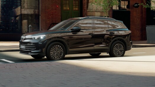 Volkswagen Tiguan Elegance e-Hybrid 1,5 l eHybrid OPF 110 kW (150 PS) / 85 kW (115 PS)